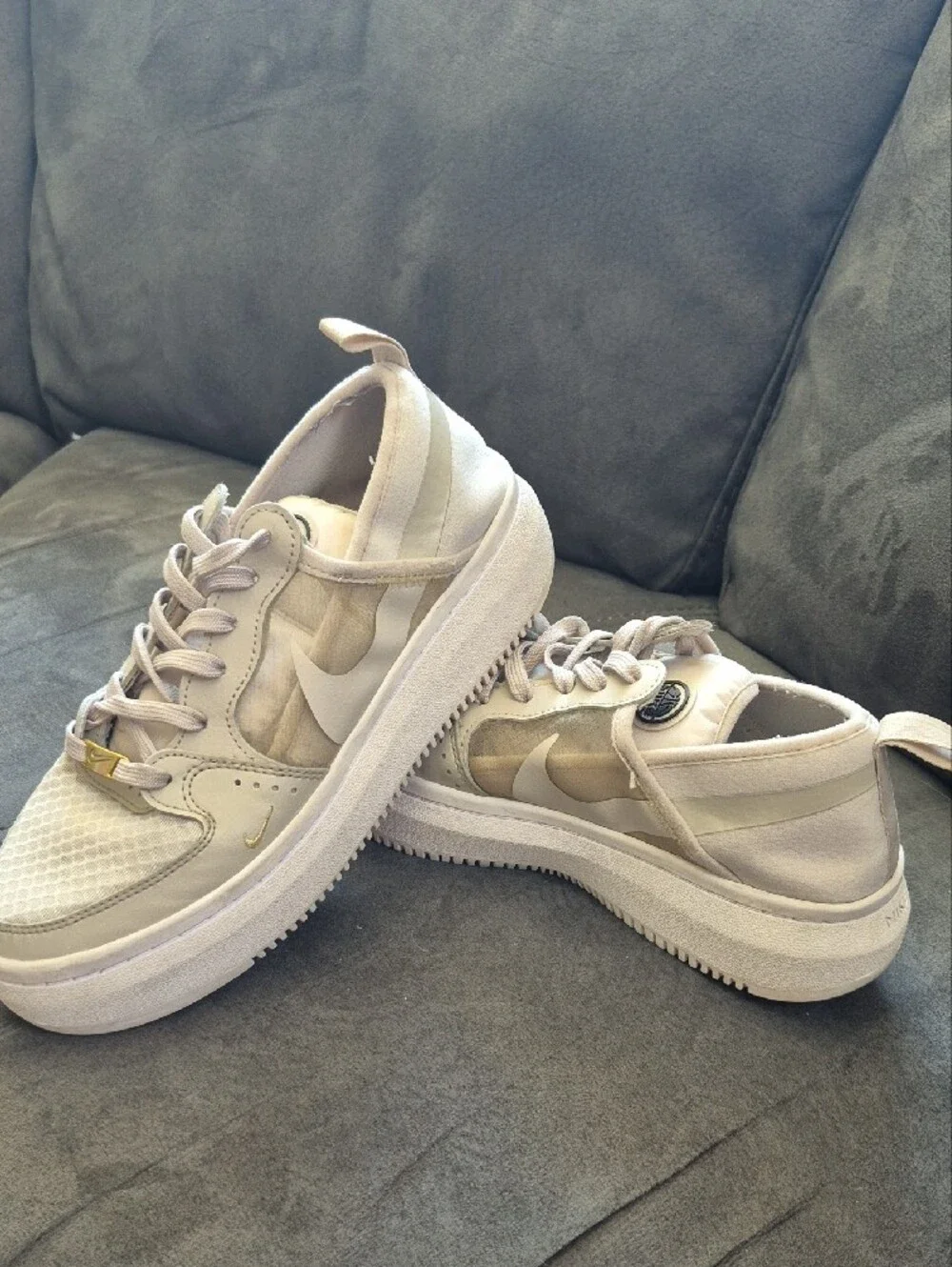 Casual Women Low-Top Sneakers in Light Beige
